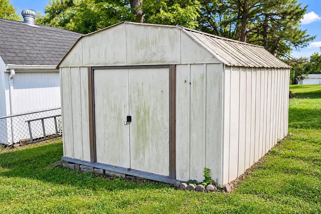 Photo 39 of 55 - 212 L Street, Lake Lotawana, MO 64086
