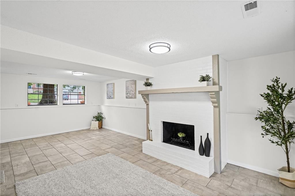 9321 NW 68th Street — photo 31