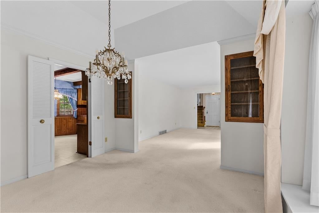 12818 Oakmont Drive — photo 9