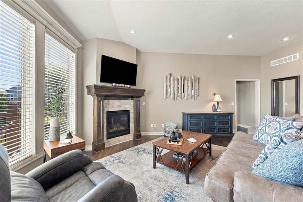 Photo 12 of 53 - 12073 S Pine Street, Olathe, KS 66061