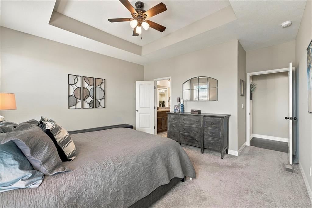 Double vanity at 12073 S Pine Street, Olathe, KS 66061