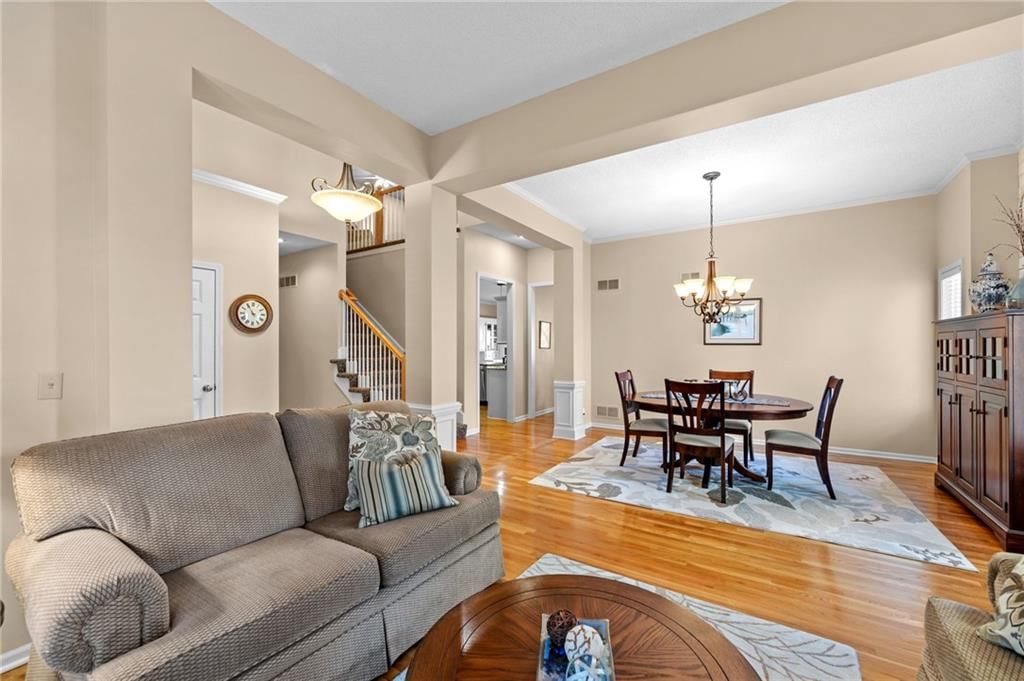 8000 W 154th Street — photo 12