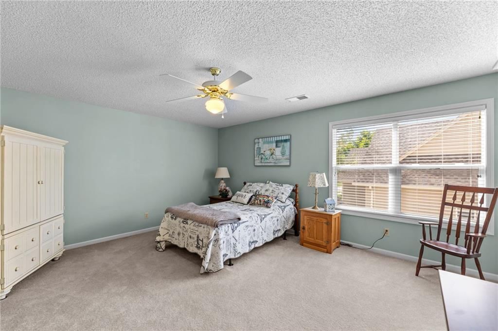 8000 W 154th Street — photo 36