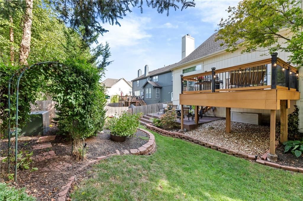 8000 W 154th Street — photo 49