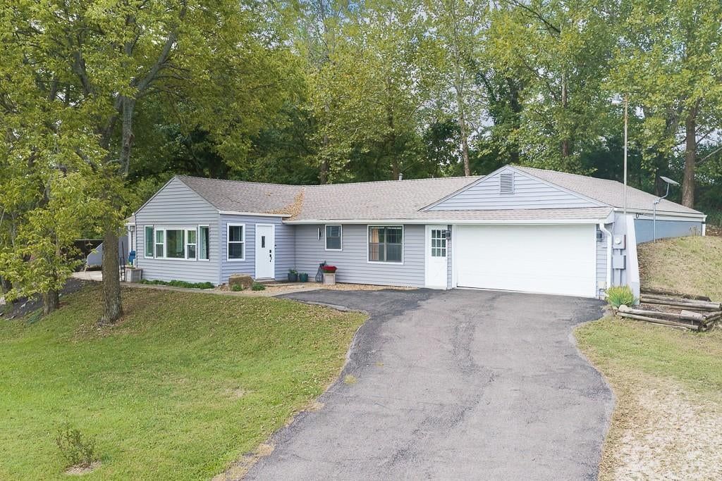 18357 228th Street, Tonganoxie, KS