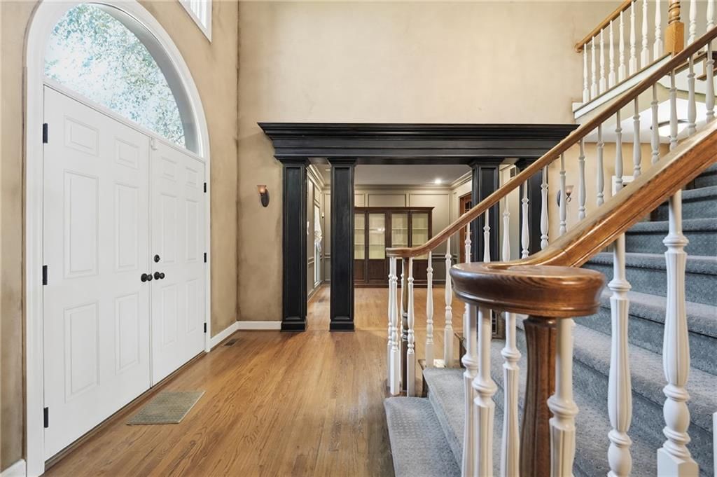 4315 N Holly Court, Kansas City, MO: listing photo 3