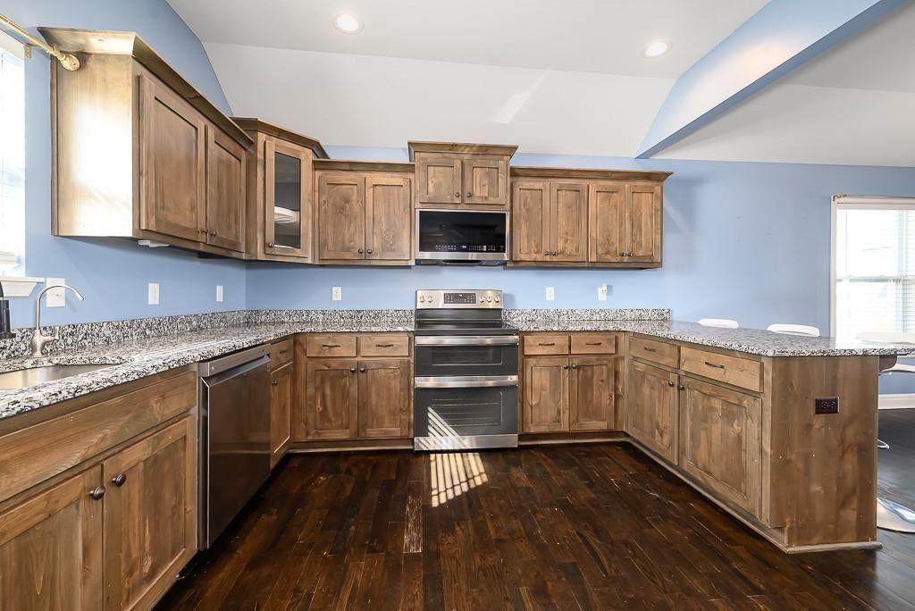 928 N Oak Terrace — photo 13