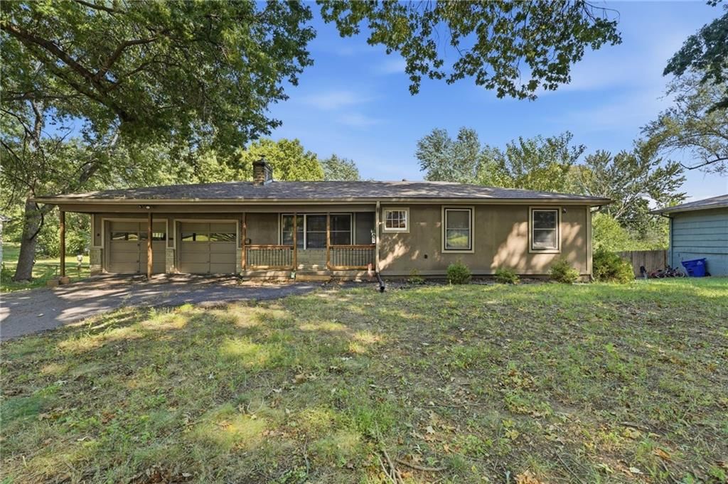 6203 Hedges Avenue, Raytown, MO