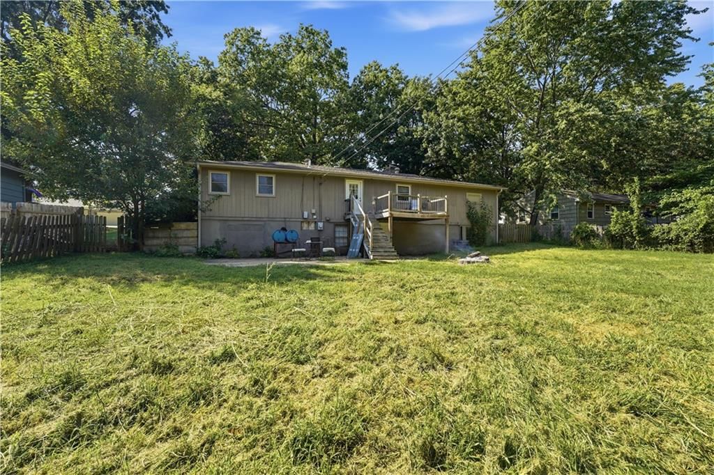 Photo 29 of 29 - 6203 Hedges Avenue, Raytown, MO 64133