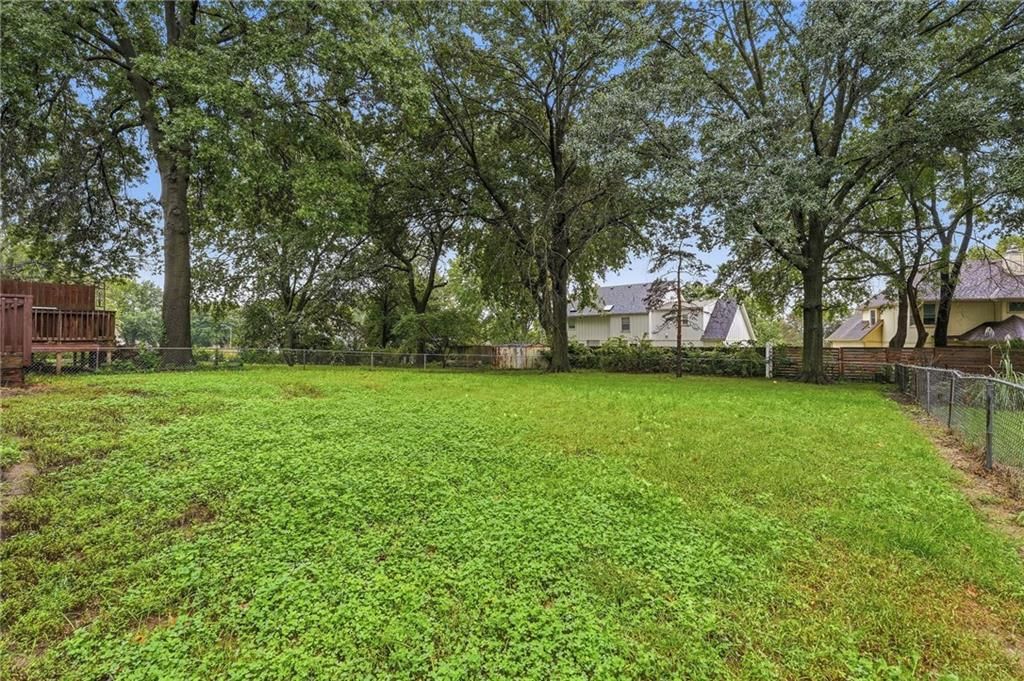 519 NE 98th Place — photo 31