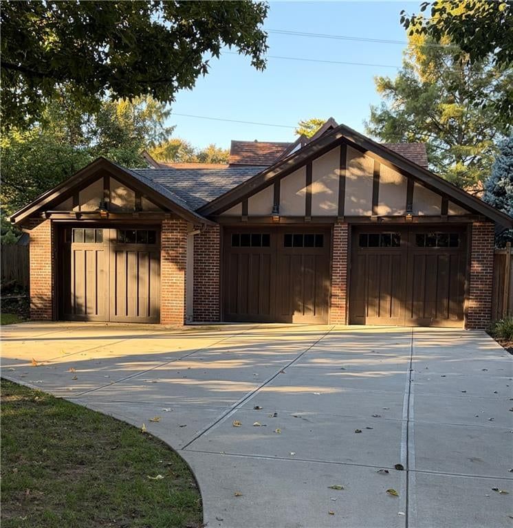6106 Summit Street, Kansas City, MO: listing photo 2