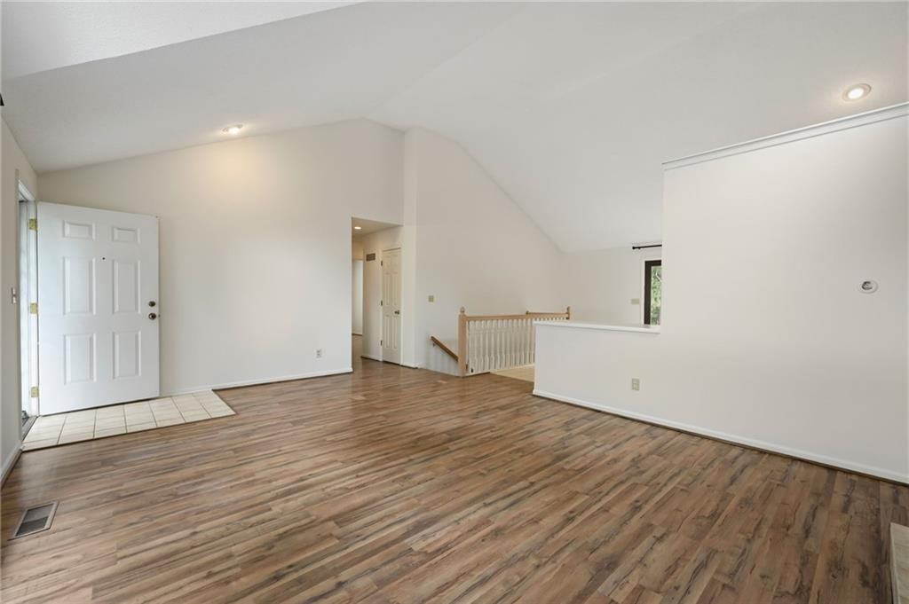 4727 Booth Street — photo 9