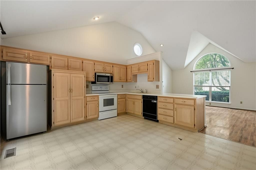 4727 Booth Street — photo 13