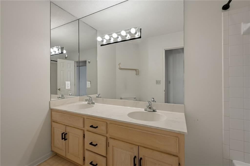 4727 Booth Street — photo 16