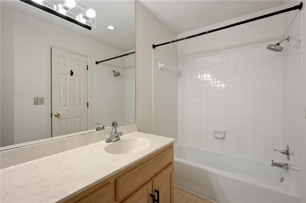 4727 Booth Street — photo 18