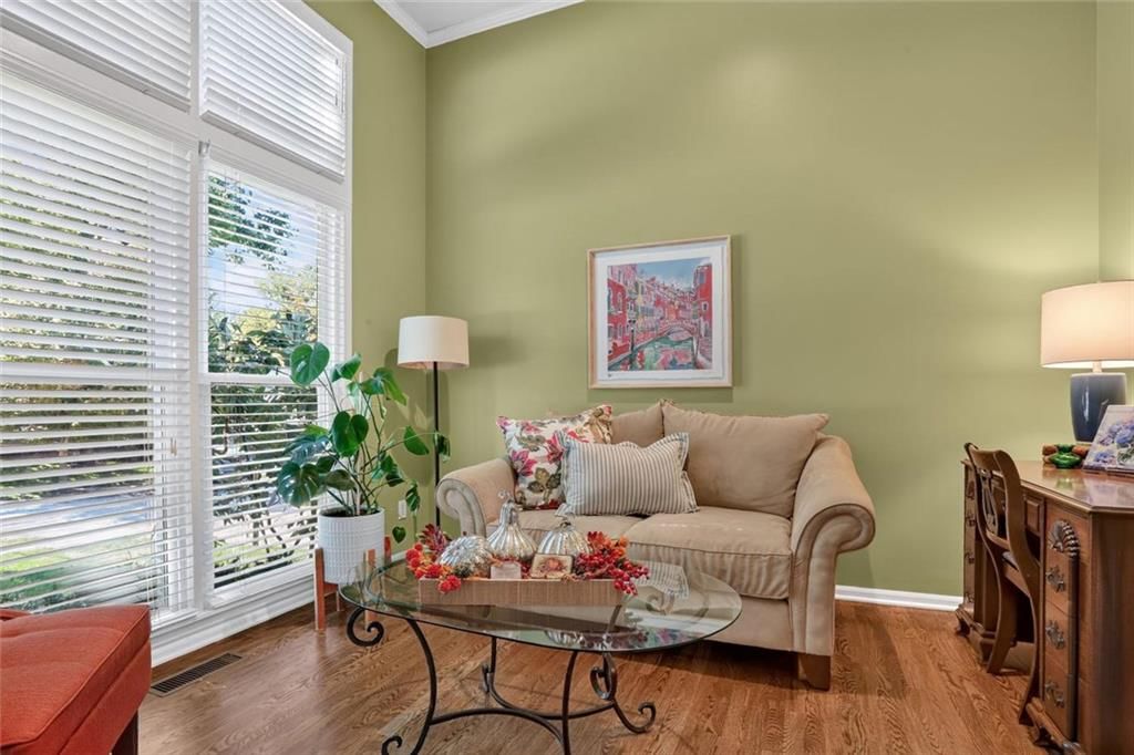 Photo 15 of 42 - 7808 NW 76th Place, Kansas City, MO 64152