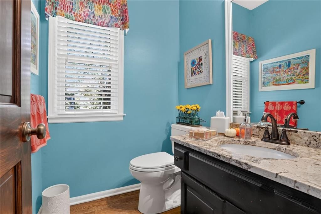 Photo 18 of 42 - 7808 NW 76th Place, Kansas City, MO 64152