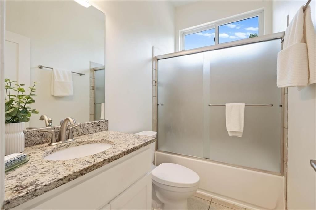 4727 Mercier Street — photo 27