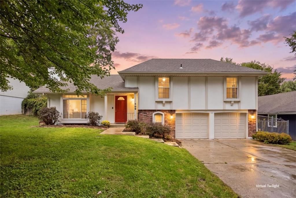309 SW Richwood Lane, Blue Springs, MO