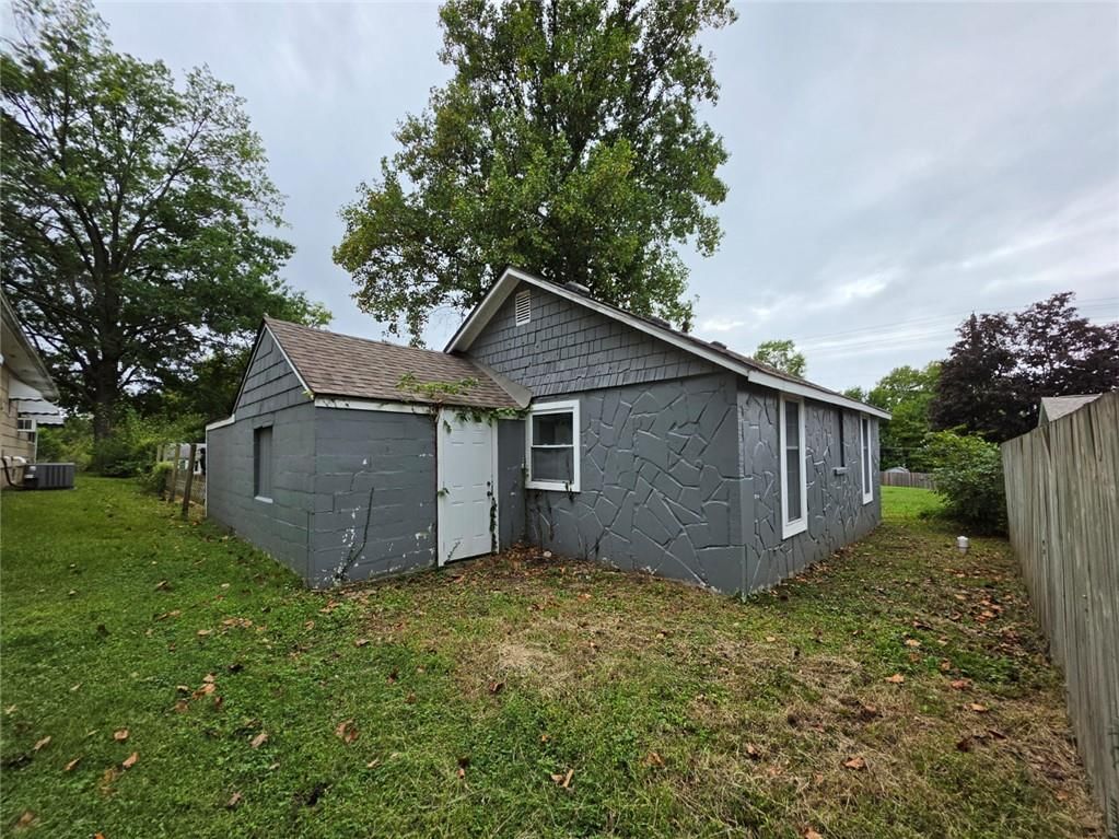 514 W Southside Boulevard — photo 13