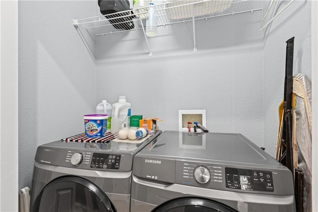 Photo 10 of 31 - 3514 NW 95th Street, Kansas City, MO 64154