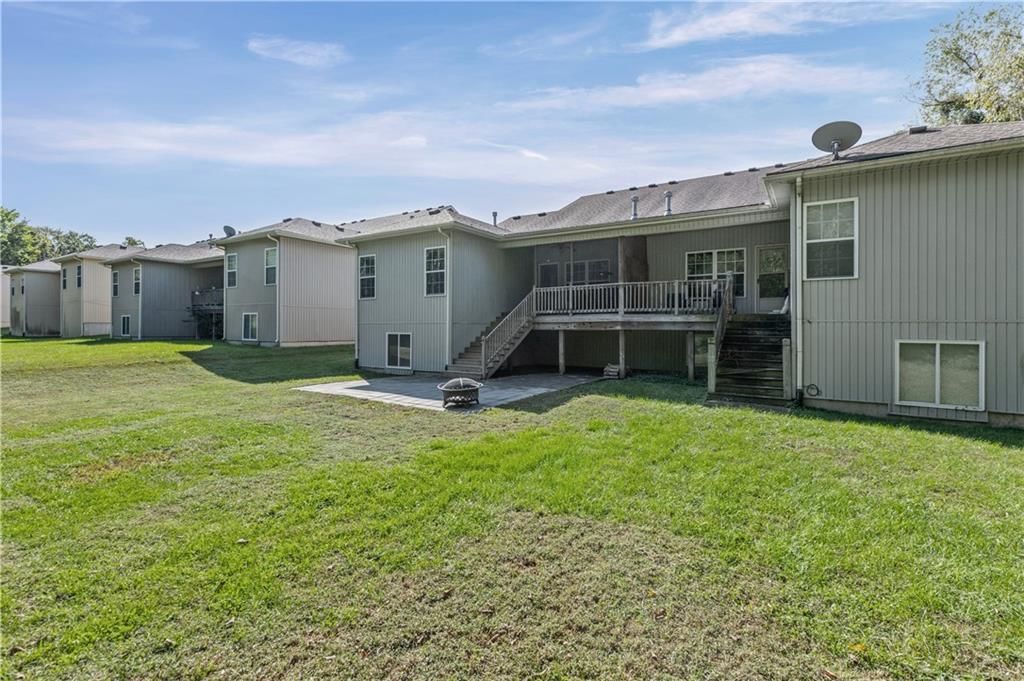 Photo 28 of 31 - 3514 NW 95th Street, Kansas City, MO 64154