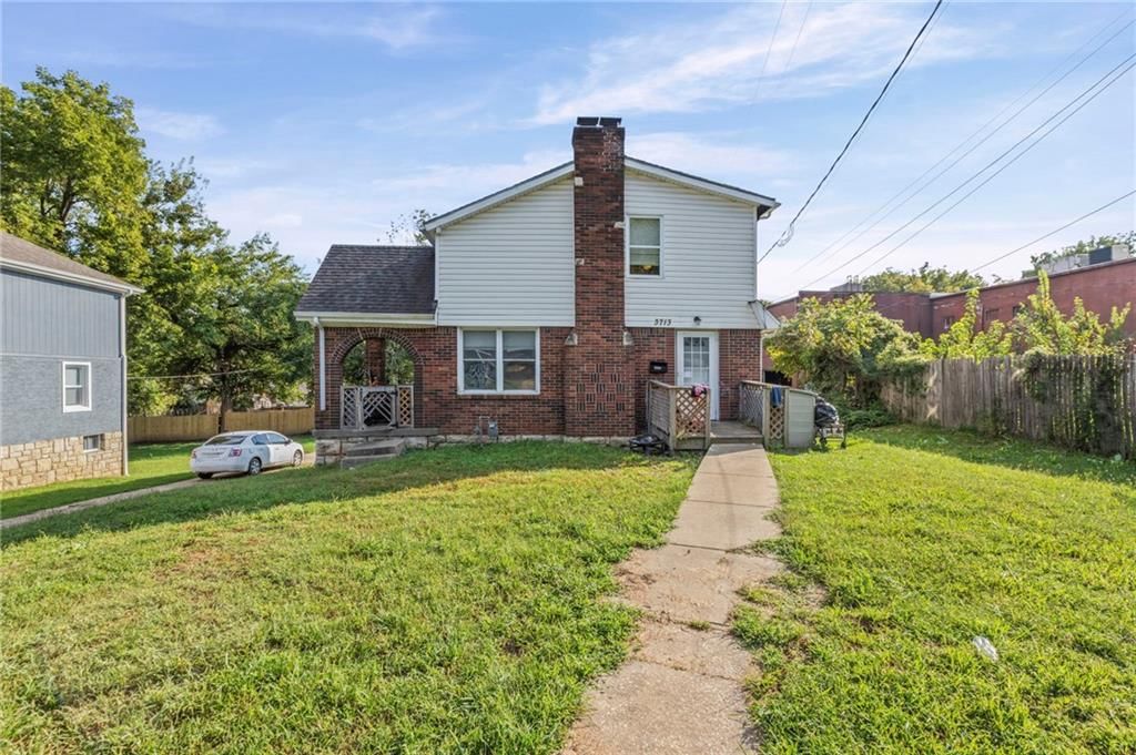 3713 Wood Avenue — photo 1