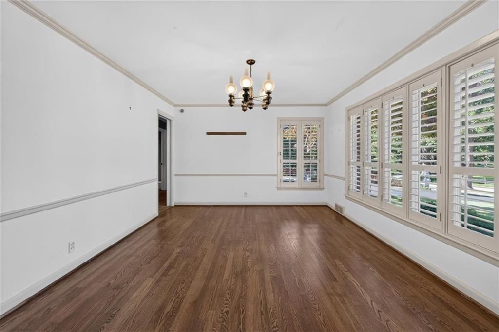 1201 W 60th Terrace, Kansas City, MO: listing photo 3