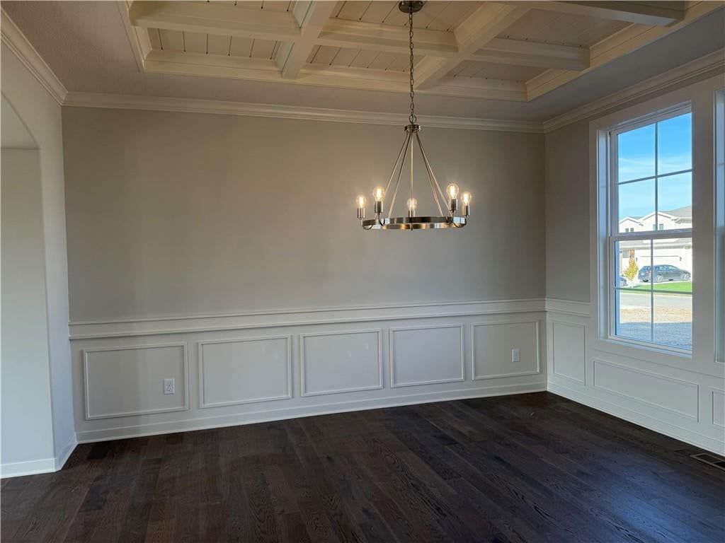 11404 S Emerald Street, Olathe, KS: listing photo 2