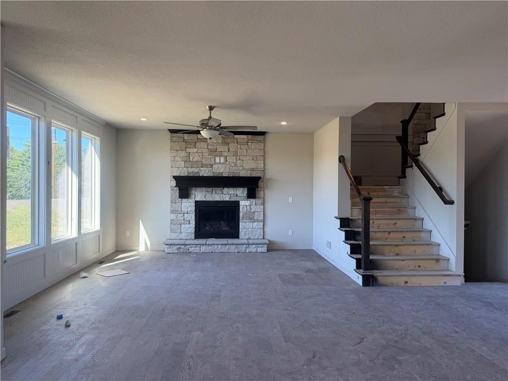 11426 S Emerald Street, Olathe, KS