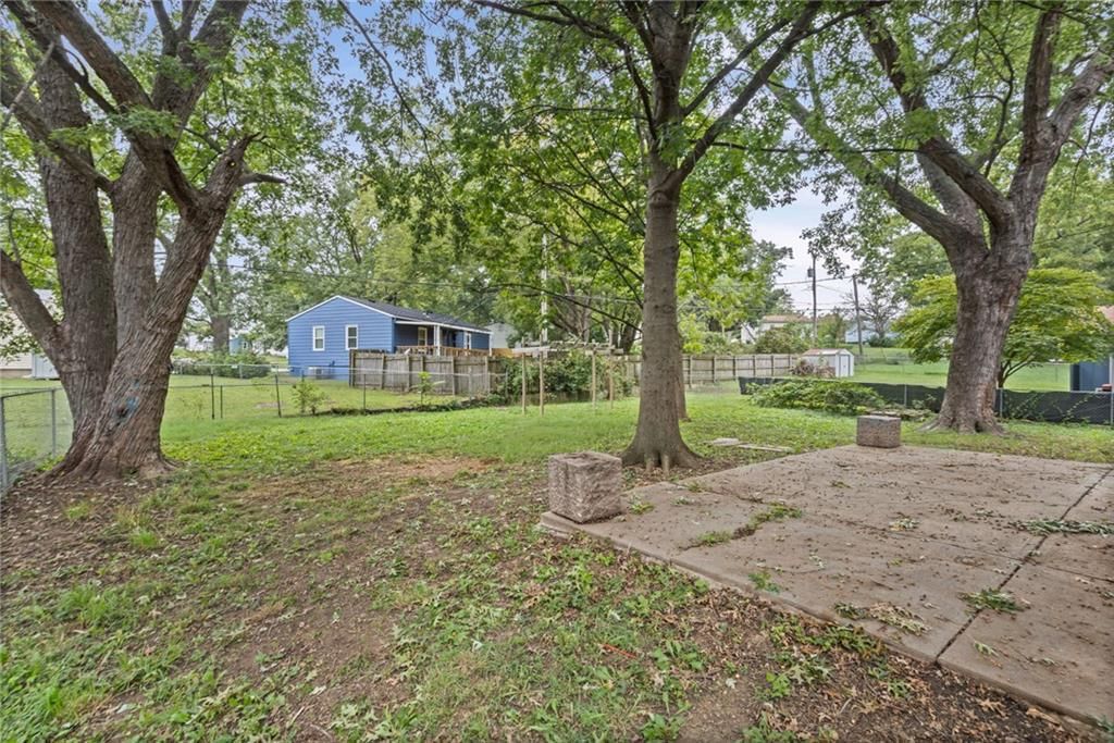 1504 N Emery Street — photo 18
