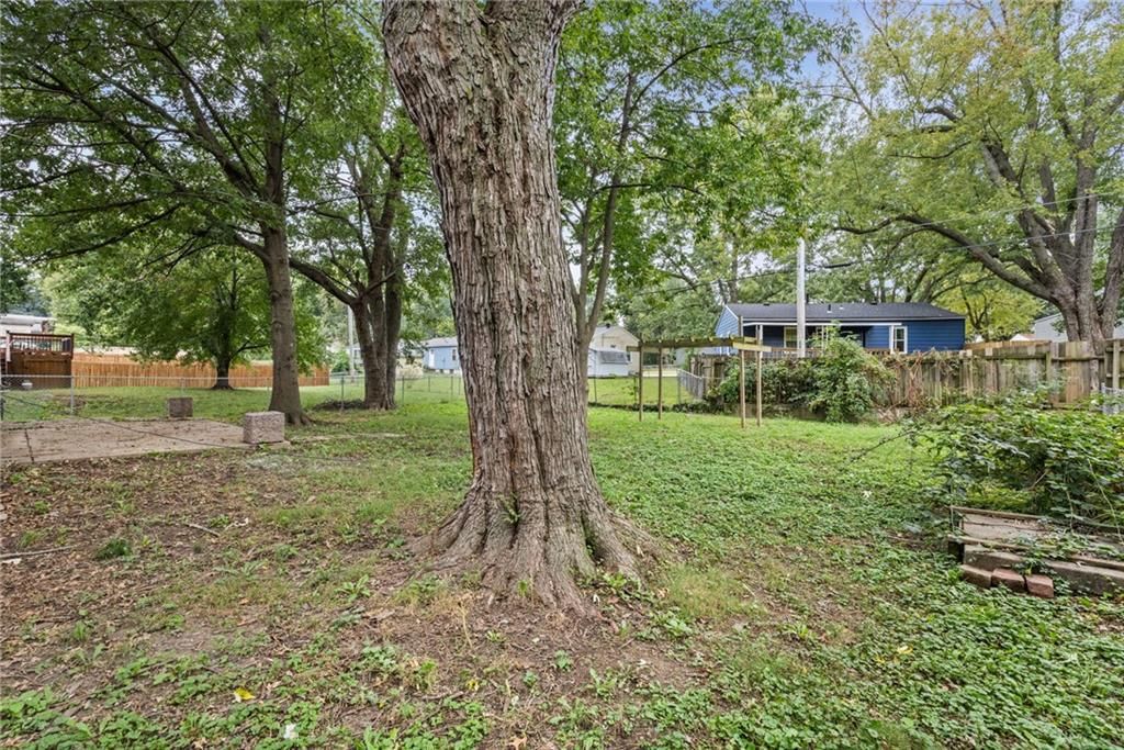 1504 N Emery Street — photo 22