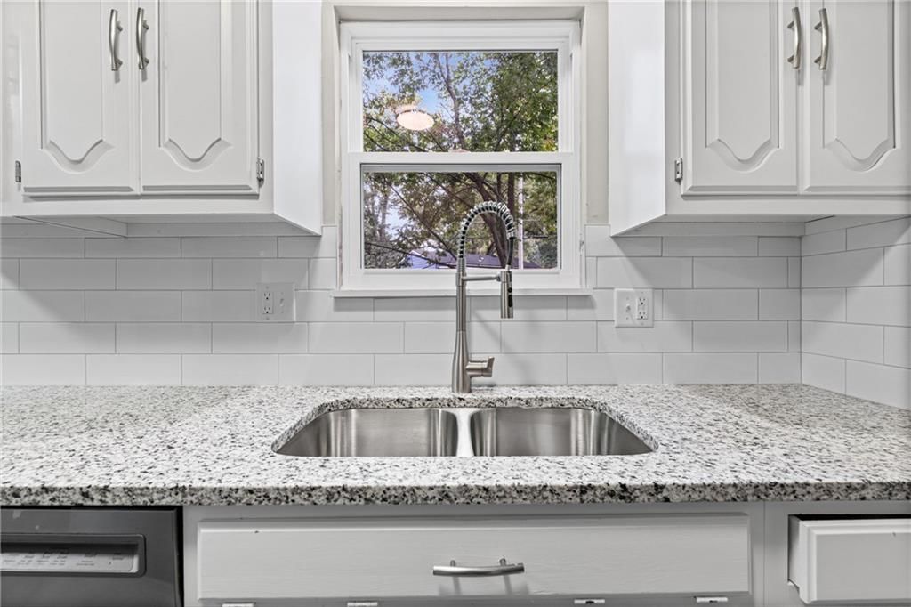 1504 N Emery Street — photo 28