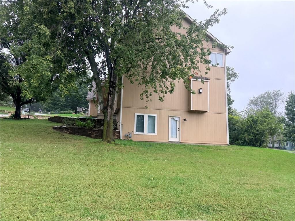 Corner lot at 5904 Albervan Street, Shawnee, KS 66216
