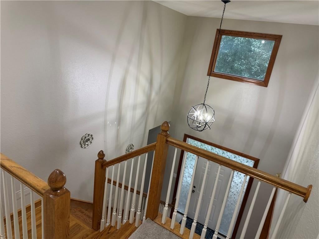 Photo 16 of 28 - 5904 Albervan Street, Shawnee, KS 66216