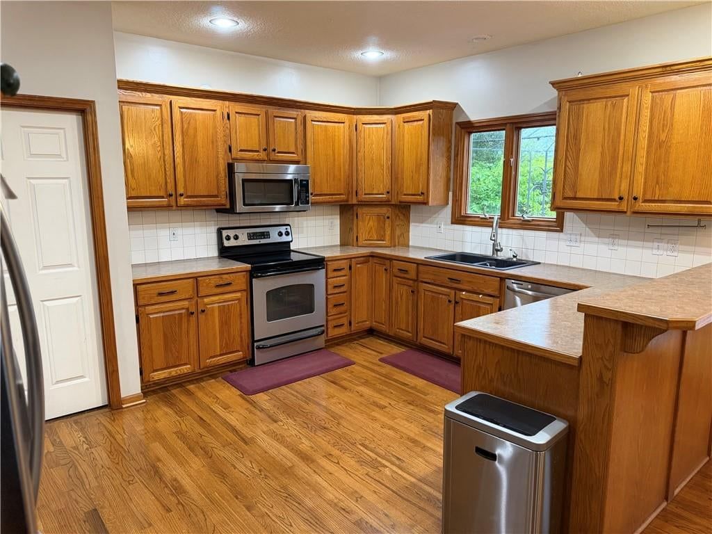 Photo 26 of 28 - 5904 Albervan Street, Shawnee, KS 66216