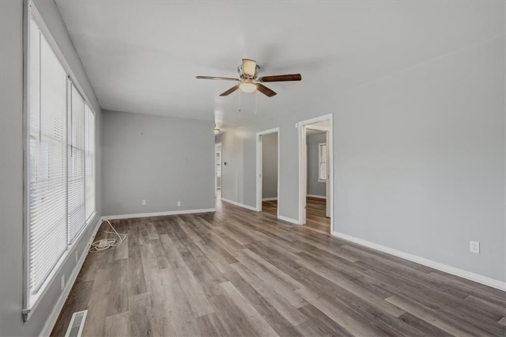 10002 Belmont Avenue, Kansas City, MO: listing photo 2