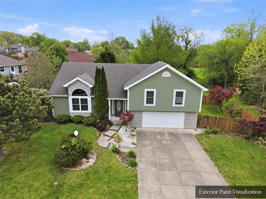 2709 S 23rd Street, Leavenworth, KS: listing photo 3