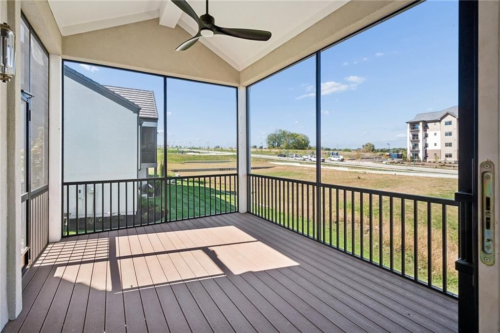 Photo 34 of 43 - 13725 Pembroke Lane, Leawood, KS 66224