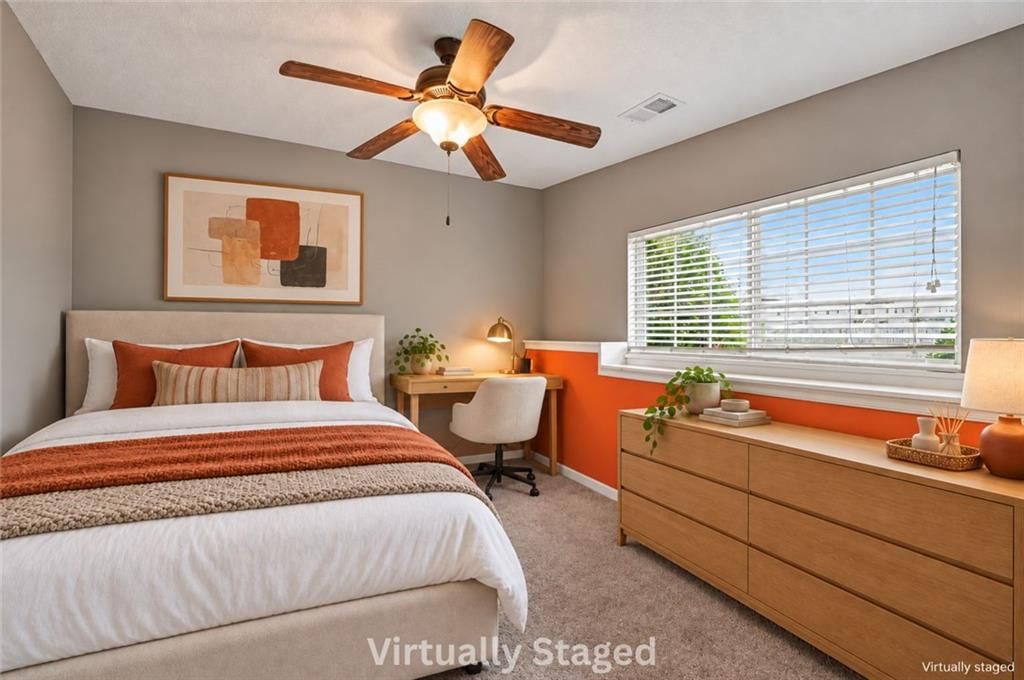Photo 19 of 32 - 19205 Switchgrass Drive, Smithville, MO 64089