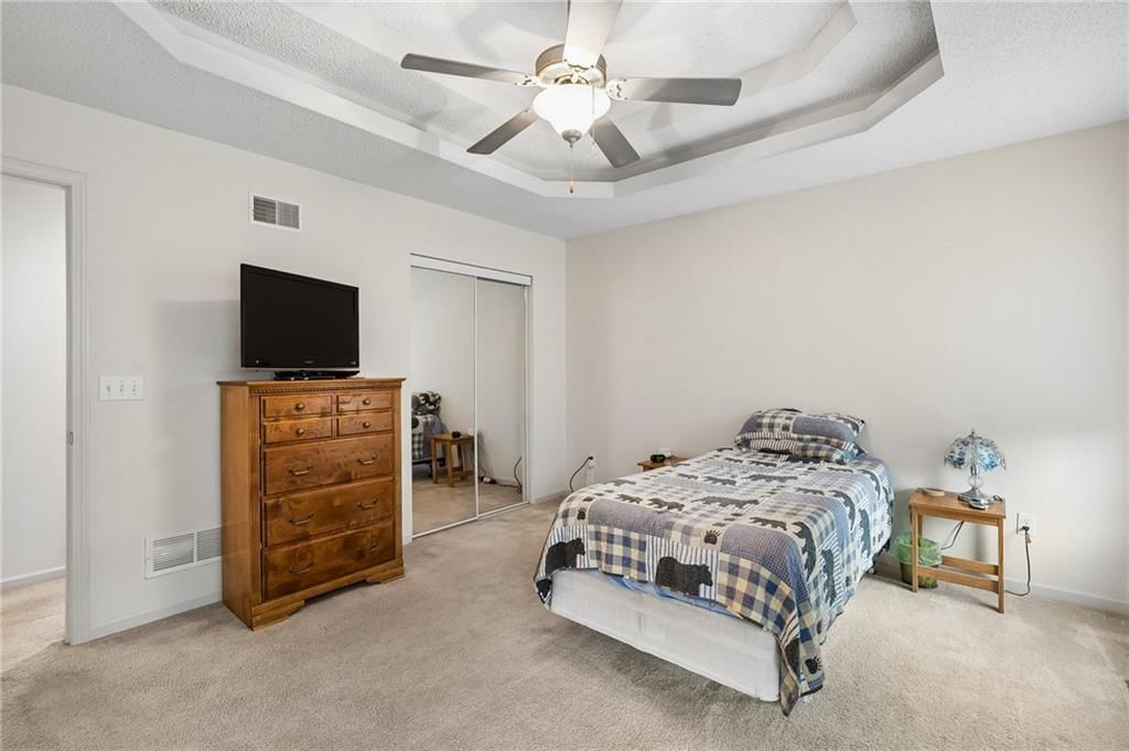 8416 N Winfield Avenue — photo 15