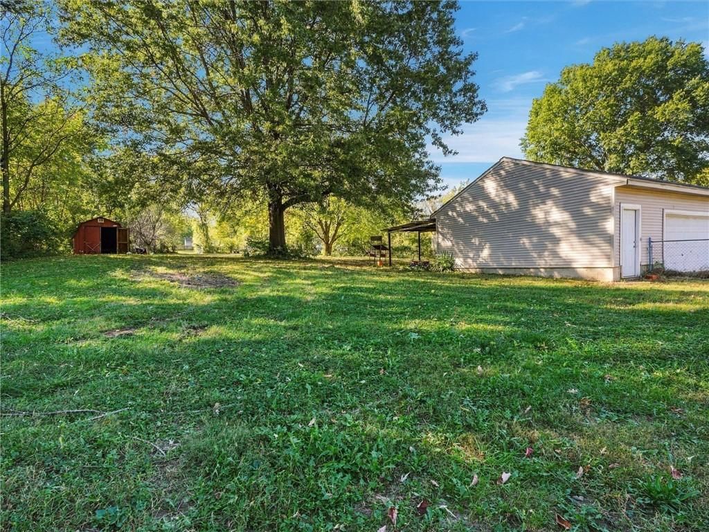 Photo 39 of 40 - 500 S Hunter Street, Independence, MO 64050