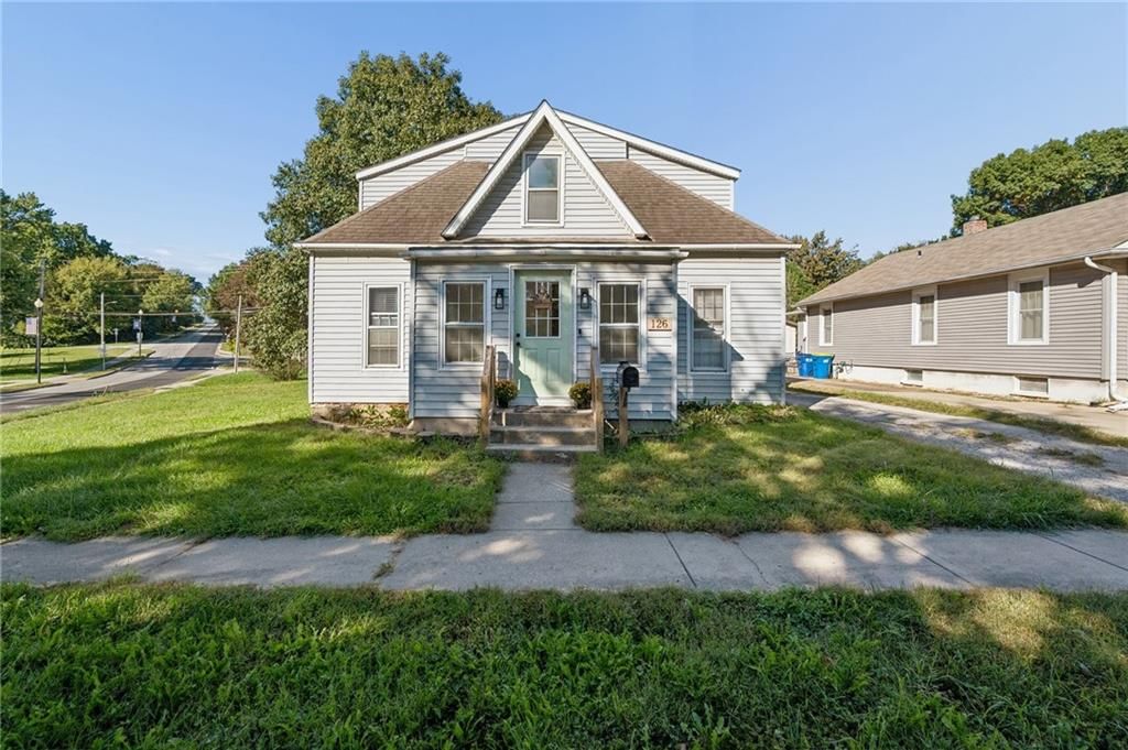 126 S Fairview Avenue, Liberty, MO
