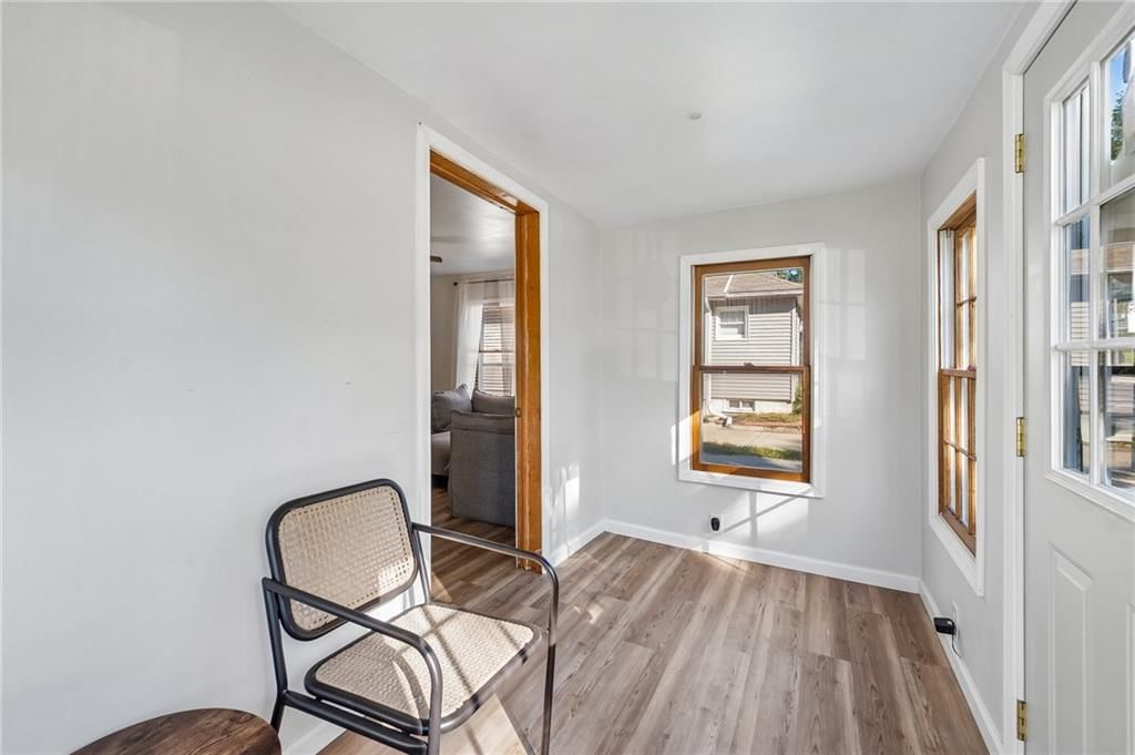 126 S Fairview Avenue, Liberty, MO: listing photo 3