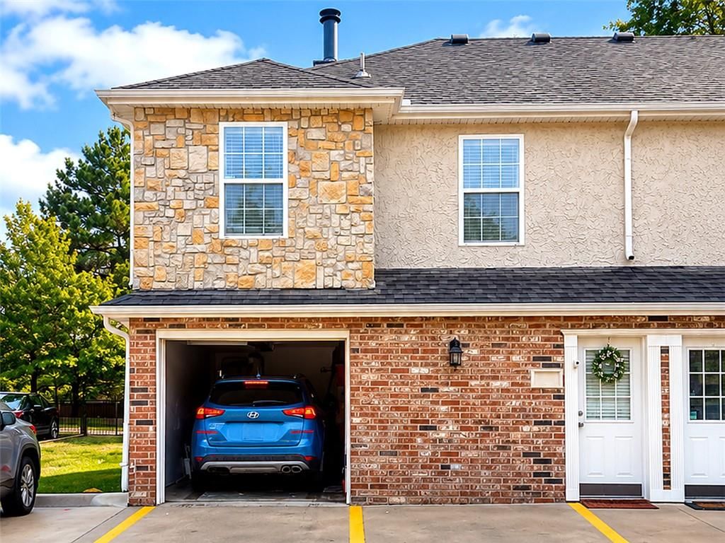 1531 E 120th Street, Olathe, KS: listing photo 2