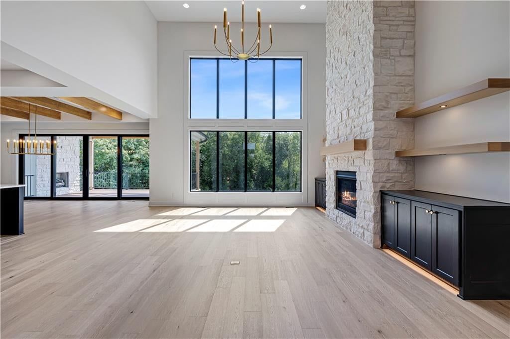 Photo 9 of 58 - 11806 W 181st Terrace, Overland Park, KS 66013