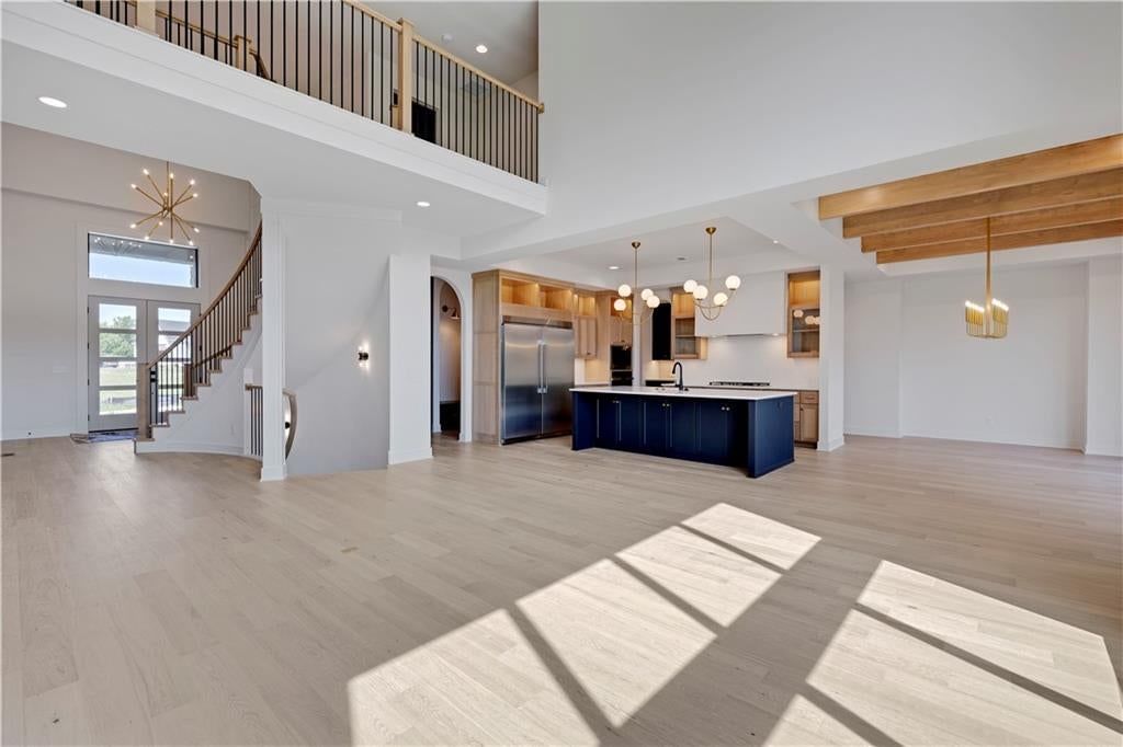 Photo 11 of 58 - 11806 W 181st Terrace, Overland Park, KS 66013