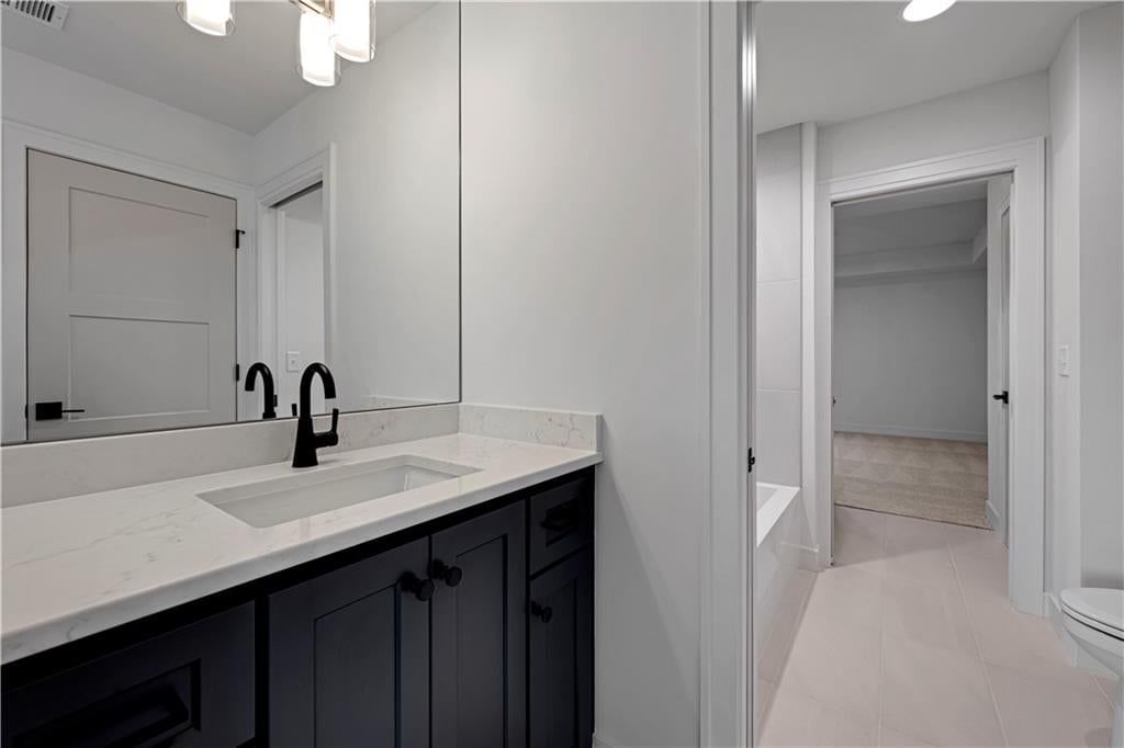 Photo 42 of 58 - 11806 W 181st Terrace, Overland Park, KS 66013