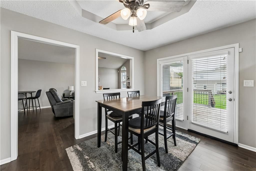 809 NE Aaron Drive — photo 18
