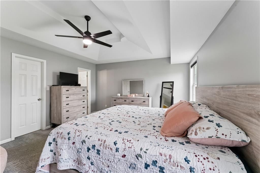 809 NE Aaron Drive — photo 22